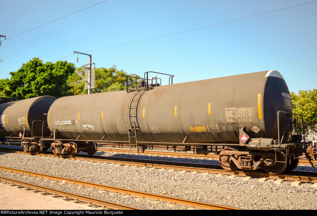 UTLX Tank Car